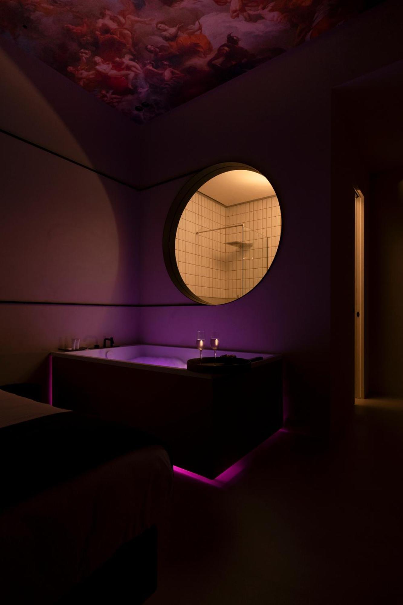 Demetra Luxury Suites 나폴리 외부 사진